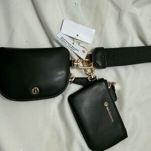 lululemon athletica Hunter Green Wallet Duo